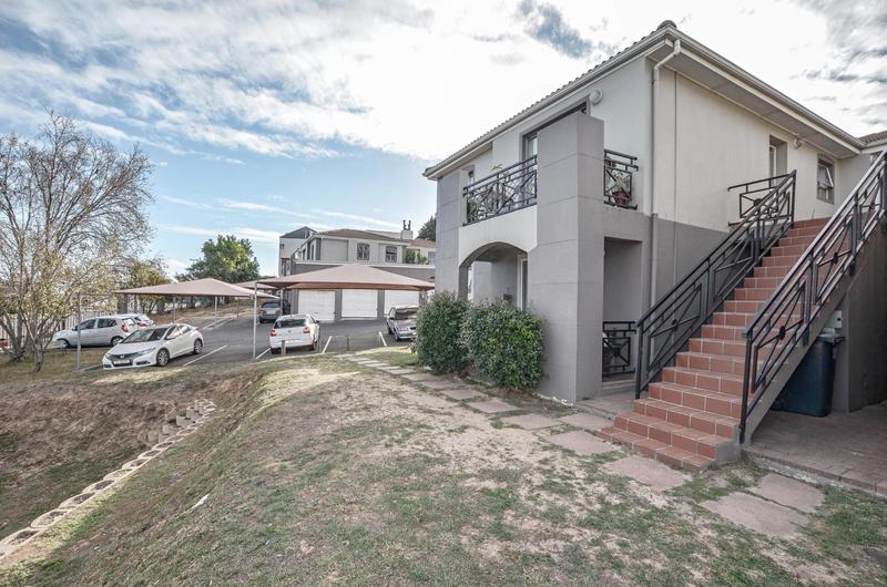 2 Bedroom Property for Sale in Vredekloof Heights Western Cape